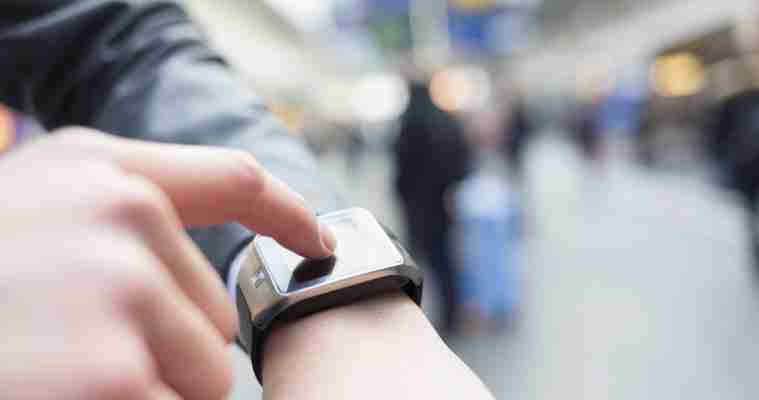 Stock Busters: reduceri la smartwatch-uri Samsung, Apple Watch, Xiaomi